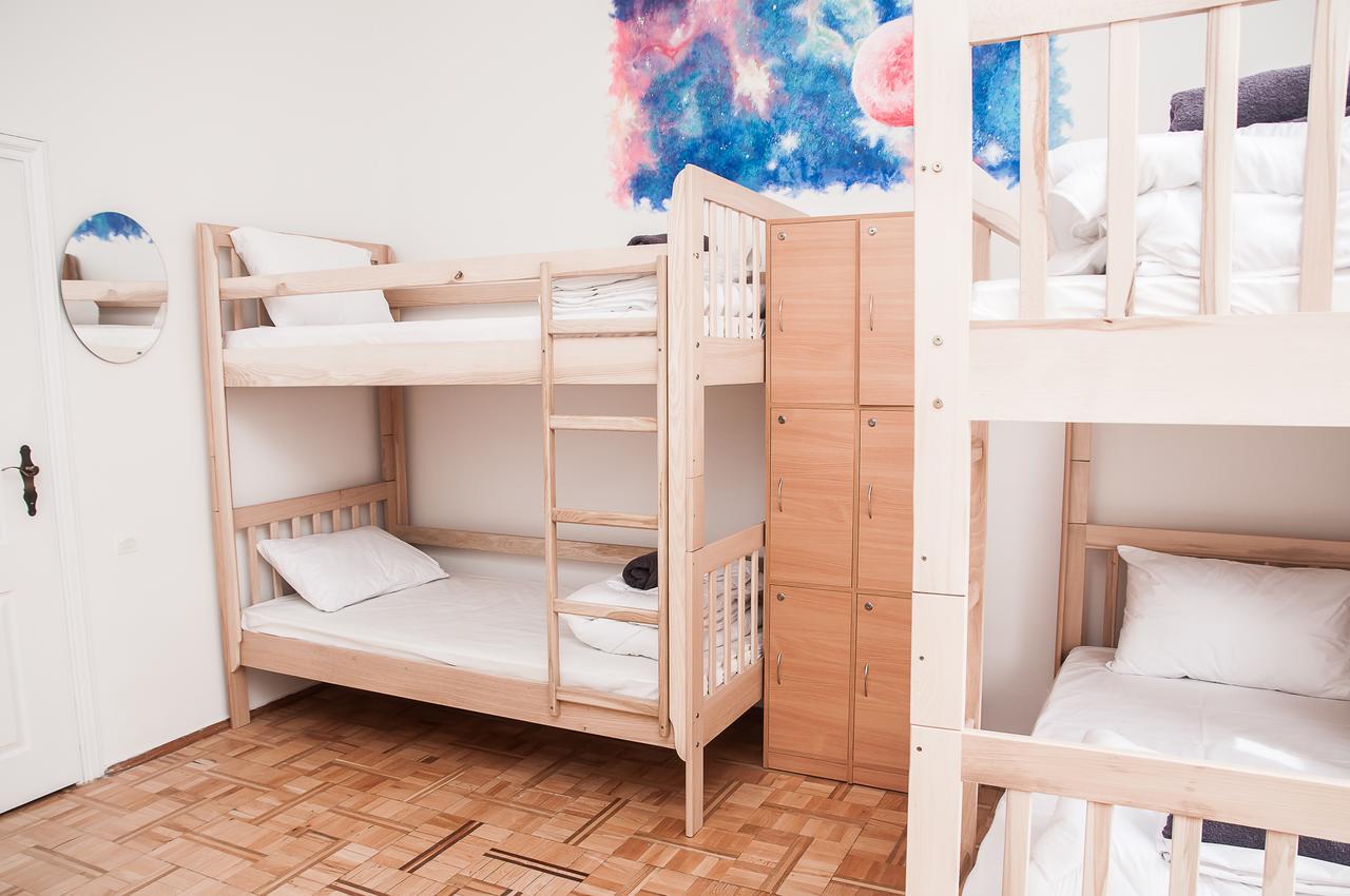 Galactic Globus Kyiv Hostel Beds photo